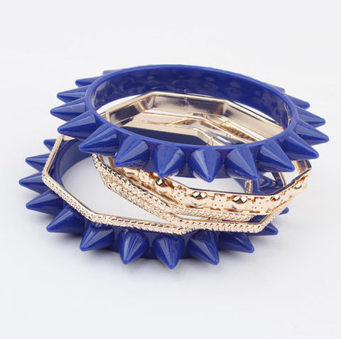 Fashion Punk Vivid Rivet Embellished Women's Multi-Layered Bracelet BLUE