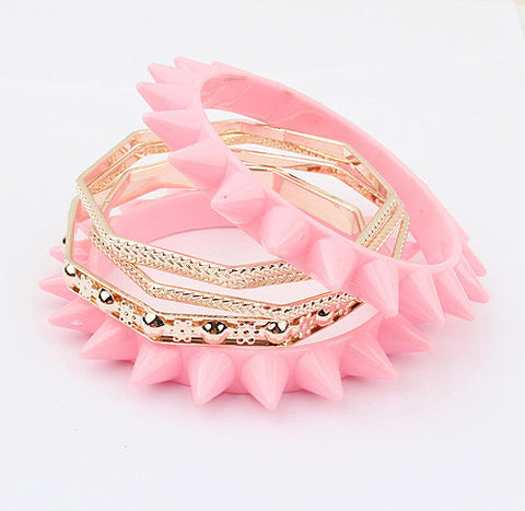 Fashion Punk Vivid Rivet Embellished Women's Multi-Layered Bracelet LIGHT PINK