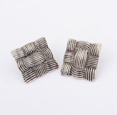 Pair of Fashion Vintage Women's Interweave Square Alloy Earrings