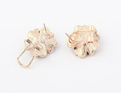 Pair of Chic Rhinestoned Flower Ear Clips